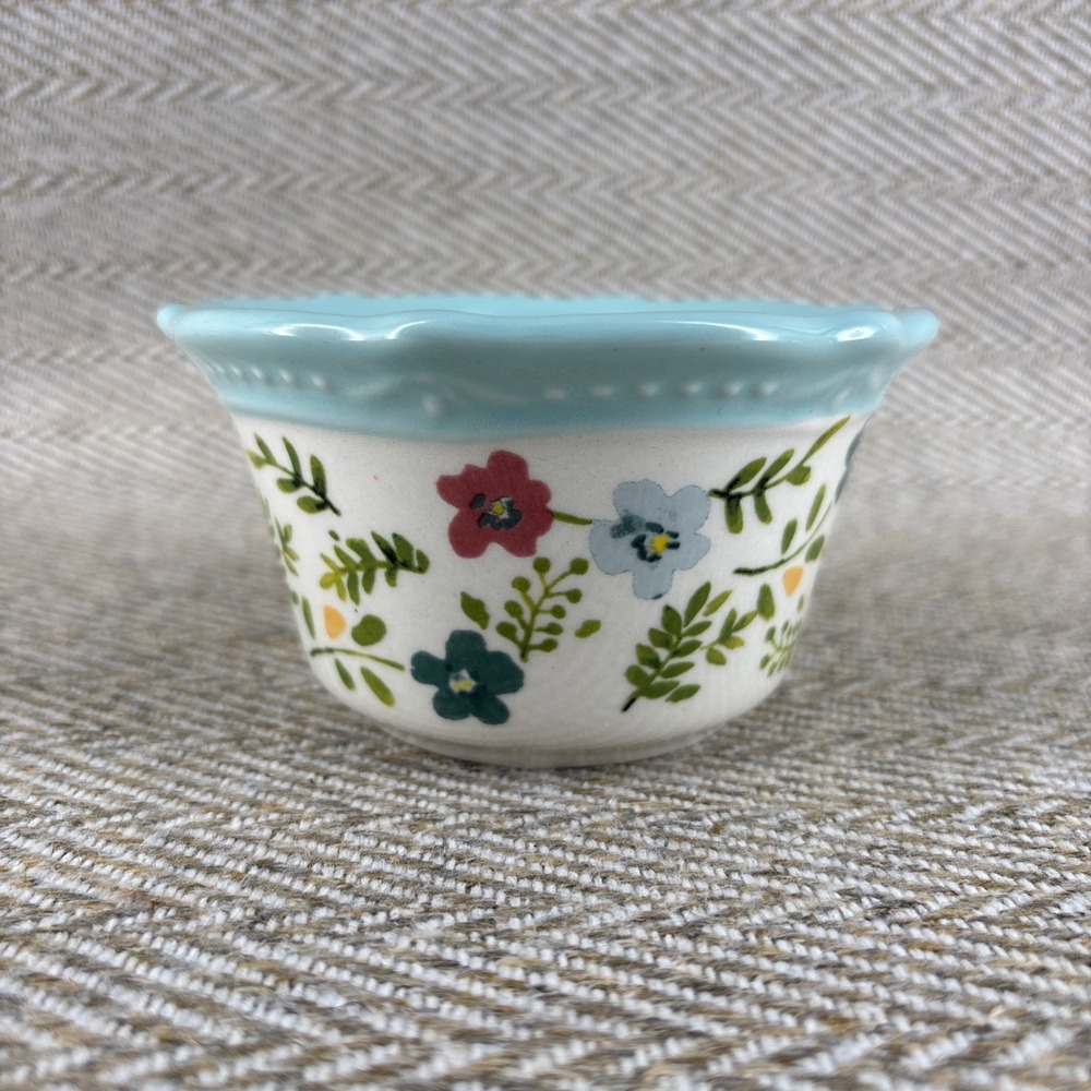 The Pioneer Woman Kari Pattern Scalloped Stoneware 4.25"‎ Ramekin Dish Bowl
